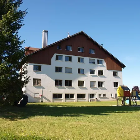 La Roche Du Trésor Village Vacances *