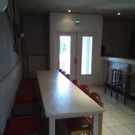 La Roche Du Trésor Village Vacances Maison d'hôtes *